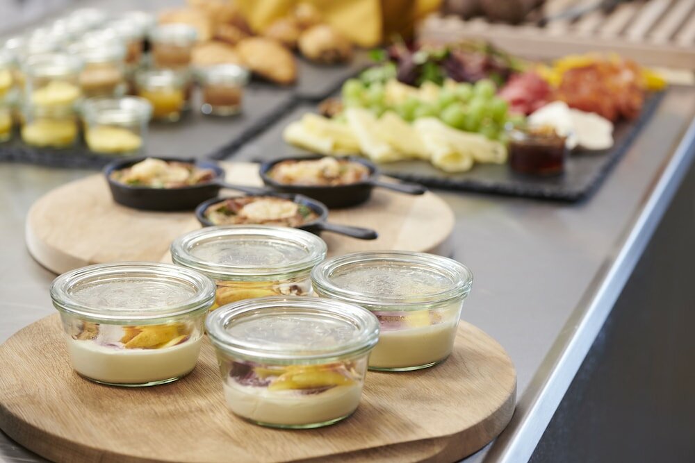 Фото Hotel GUESTapart