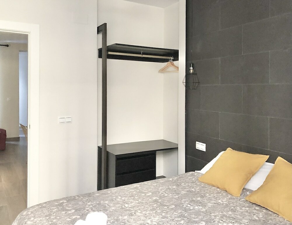 Фото Suites La Merced Malaga365