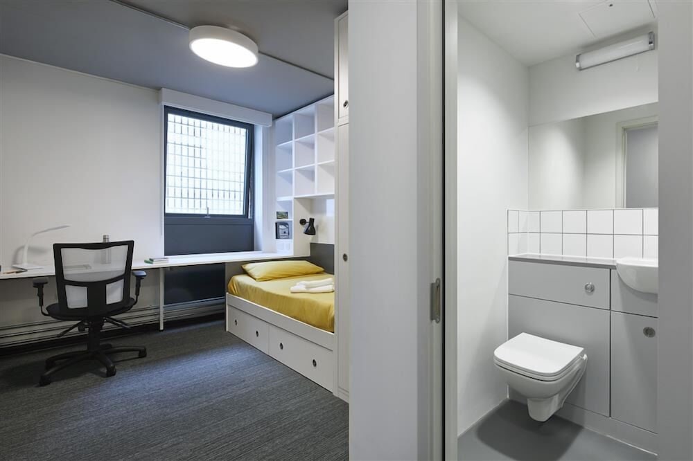 Фото Astor College