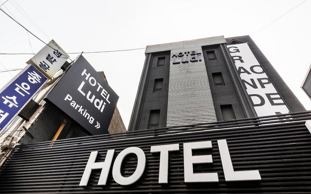 Фото Shinchon Hotel Ludi