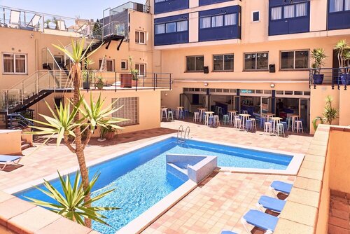 Гостиница Checkin Caribe Youth Hotel в Льорет-де-Маре