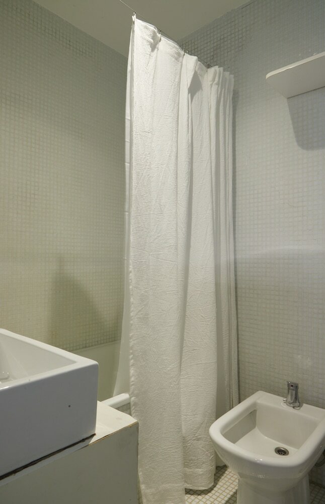 Фото Charming 1 bedroom Apartment III