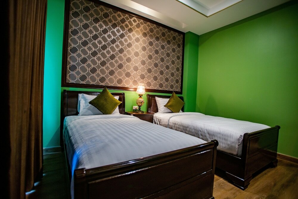 Фото Chunlee Grand Hotel