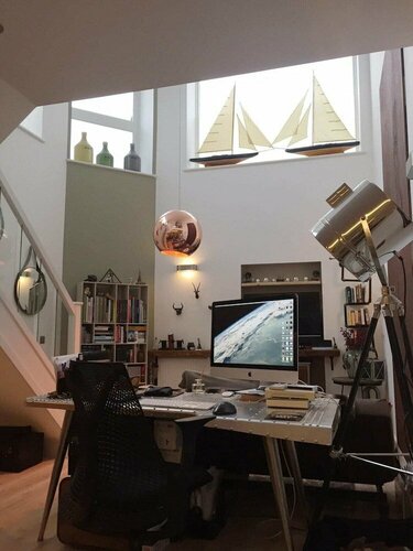 Гостиница Spacious 1 Bedroom Split Level Old Pub Conversion Tower Bridge в Лондоне