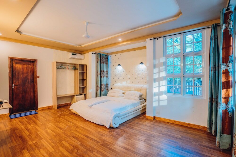 Фото Fuvahmulah Central Hotel