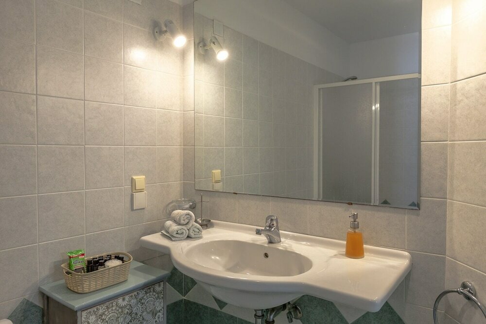 Фото Emily Suites