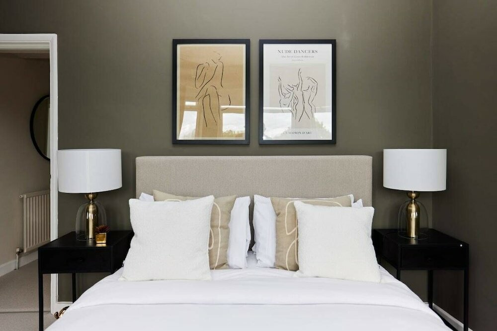 Фото The Wandsworth Gem - Astonishing 3bdr Flat