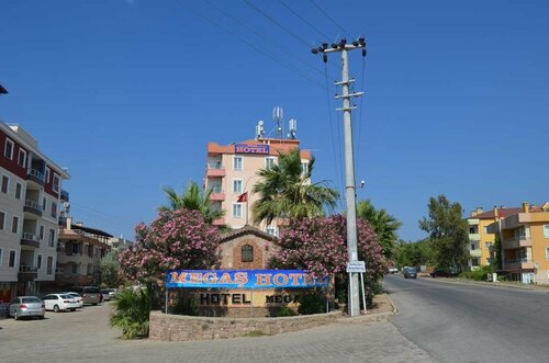Гостиница Megaş Hotel в Айвалыке
