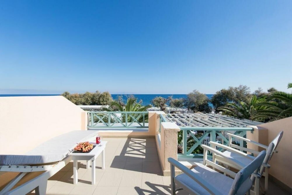 Фото Seaside by Manos