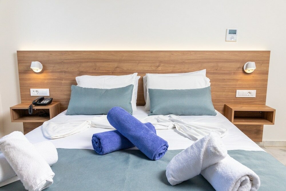 Фото Kostakis Beach Hotel