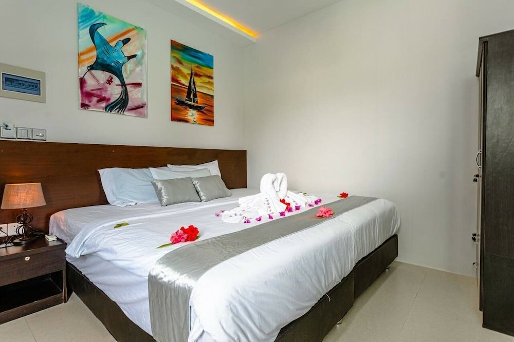 Фото Violet Inn Hotel