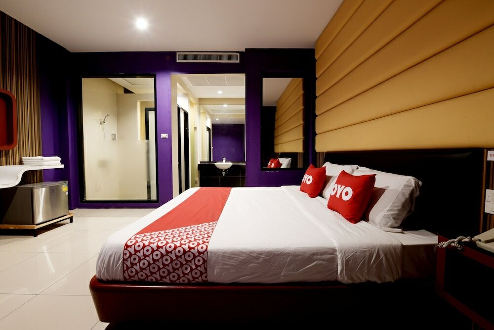 Фото Oyo 477 Sriracha Hotel And SPA