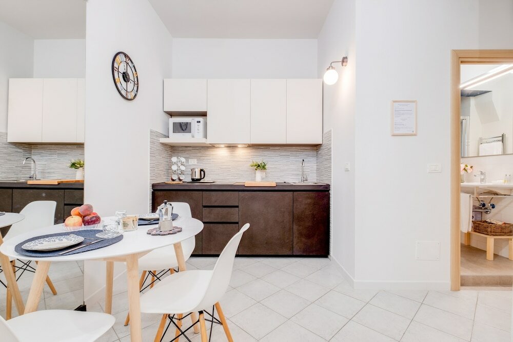 Фото Bologna Ztl Center Lovely Apartment