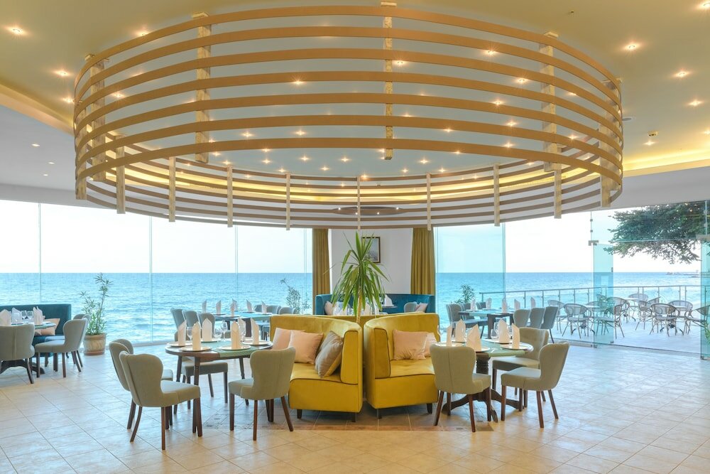 Фото Marina Grand Beach Hotel
