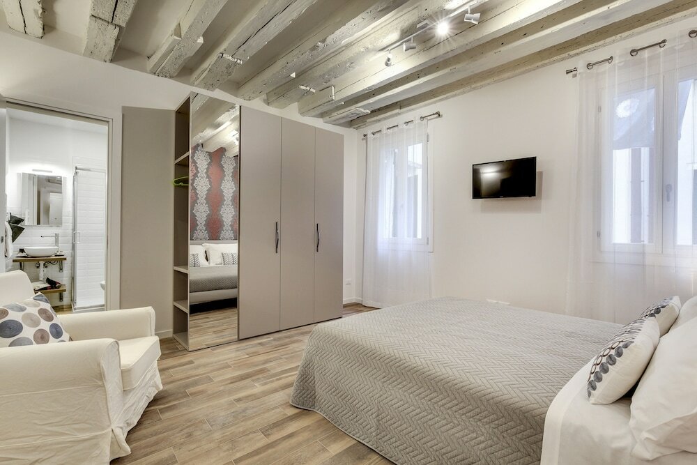 Фото Laguna Luxury 2 - Near Giardini della Biennale