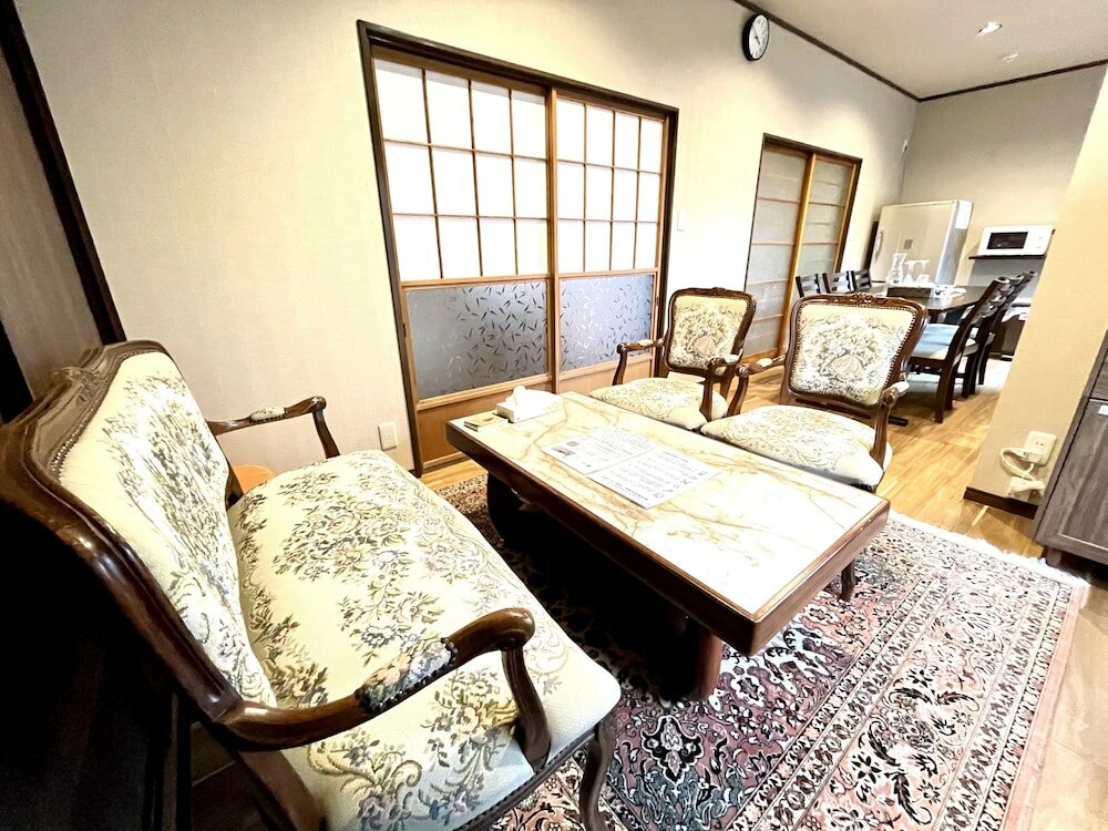 Фото Hakone Lake Side Villa & Hot Springs