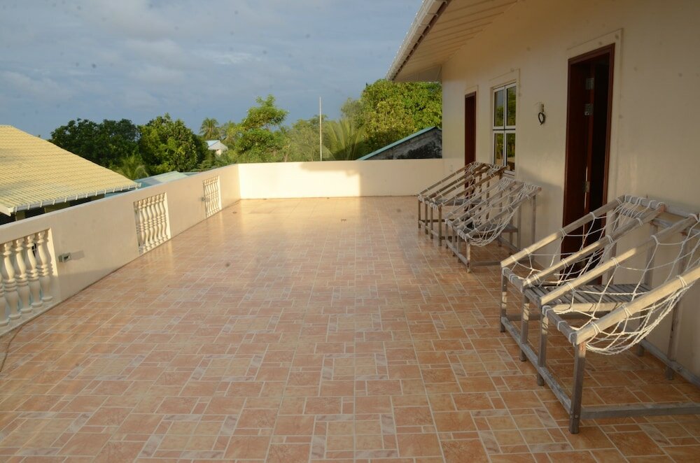 Фото Cornerstay at Dhangethi