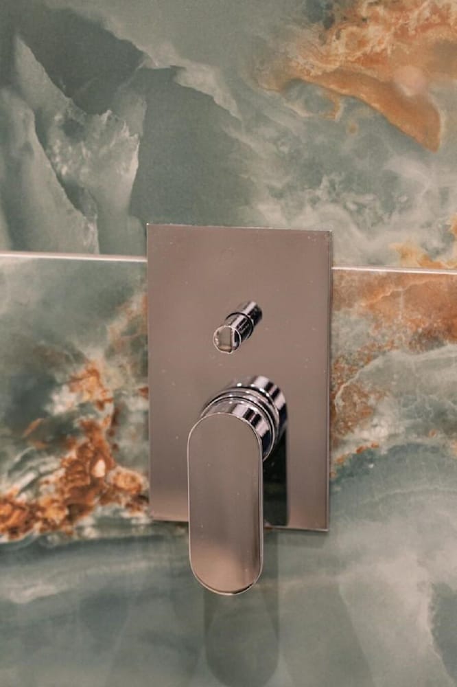 Фото Bhr Cavour 150