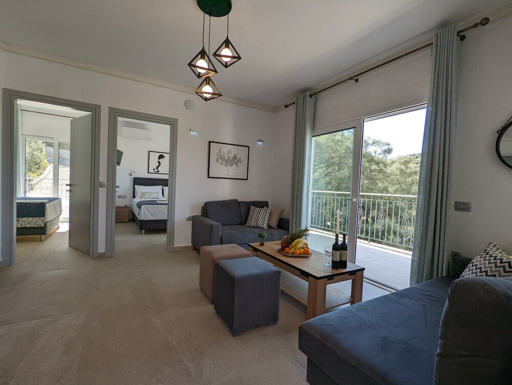 Фото Natura Luxury Suites Parga