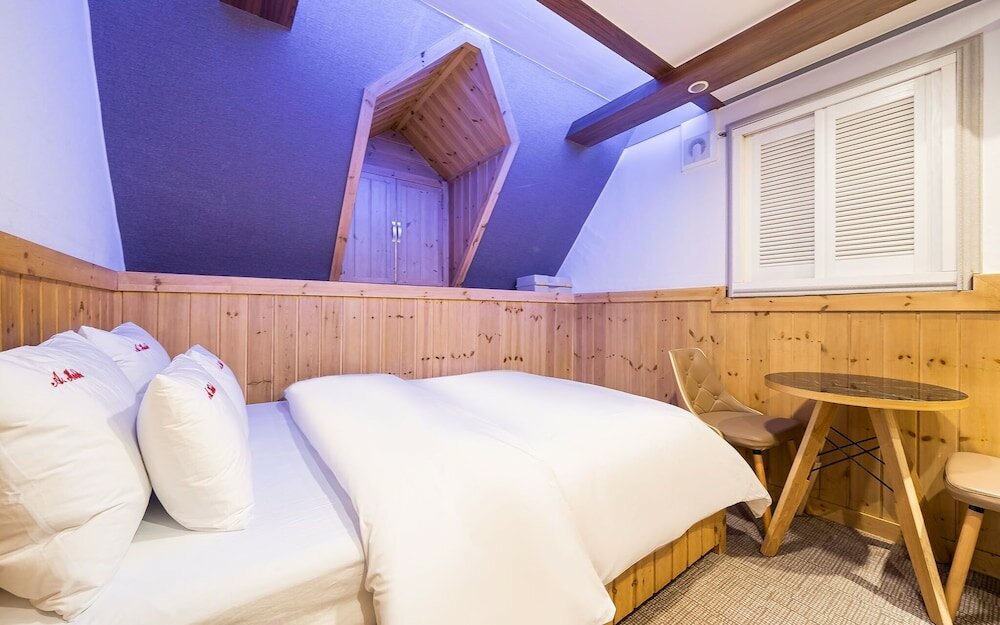 Фото Bucheon A Hotel