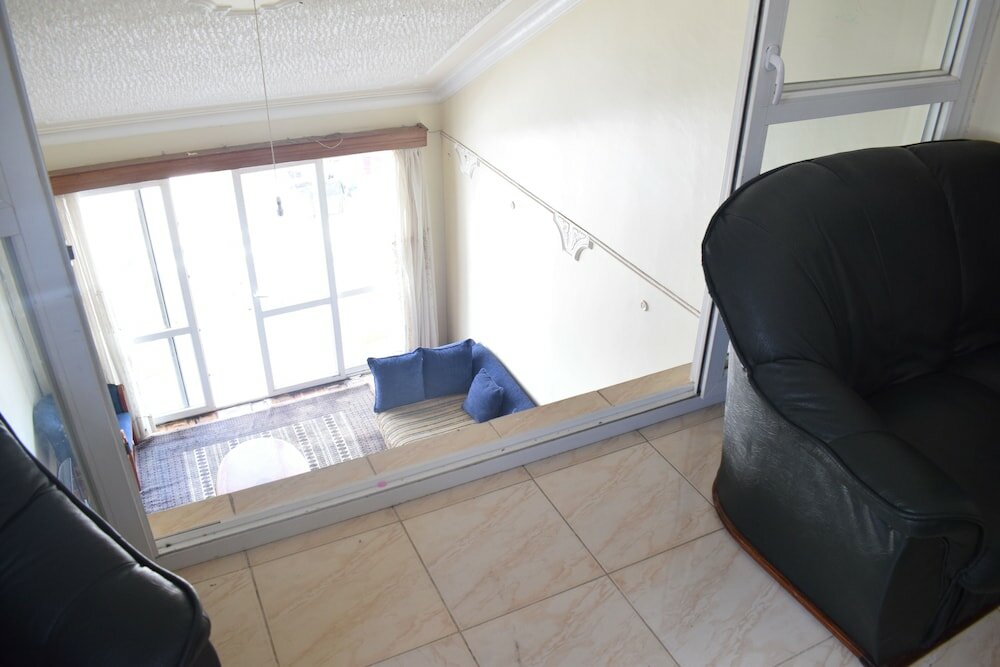 Фото Bustani Apartment