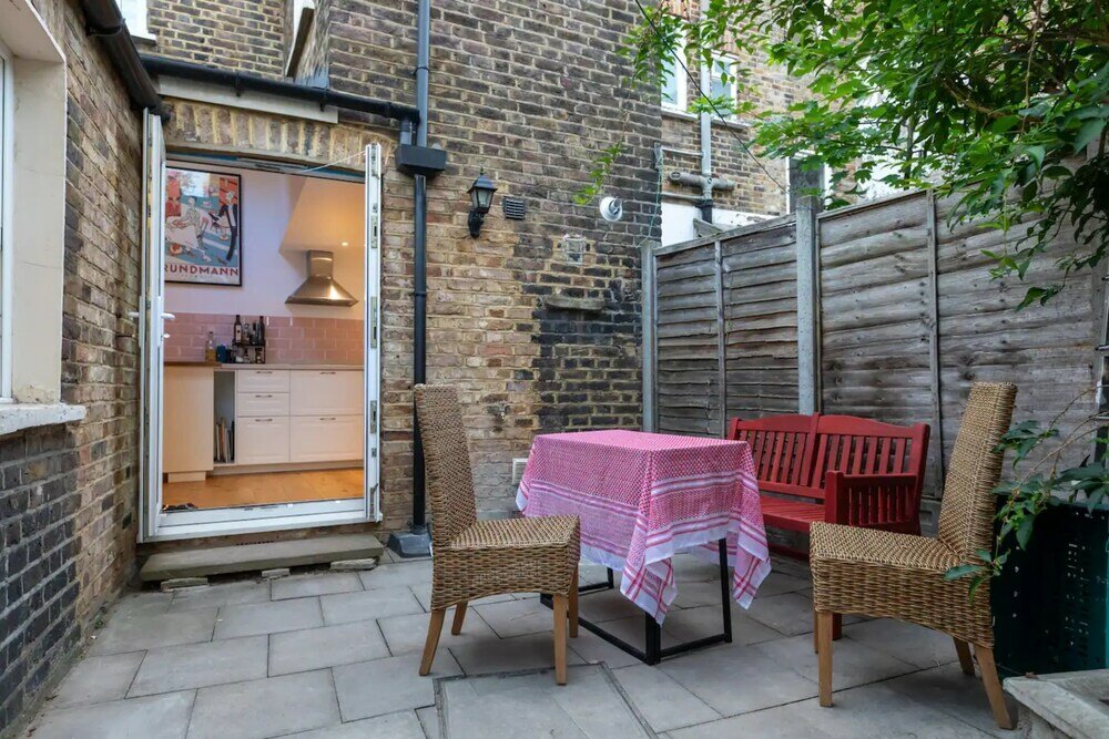 Фото Spacious and Vibrant 3bd House - Kentish Town