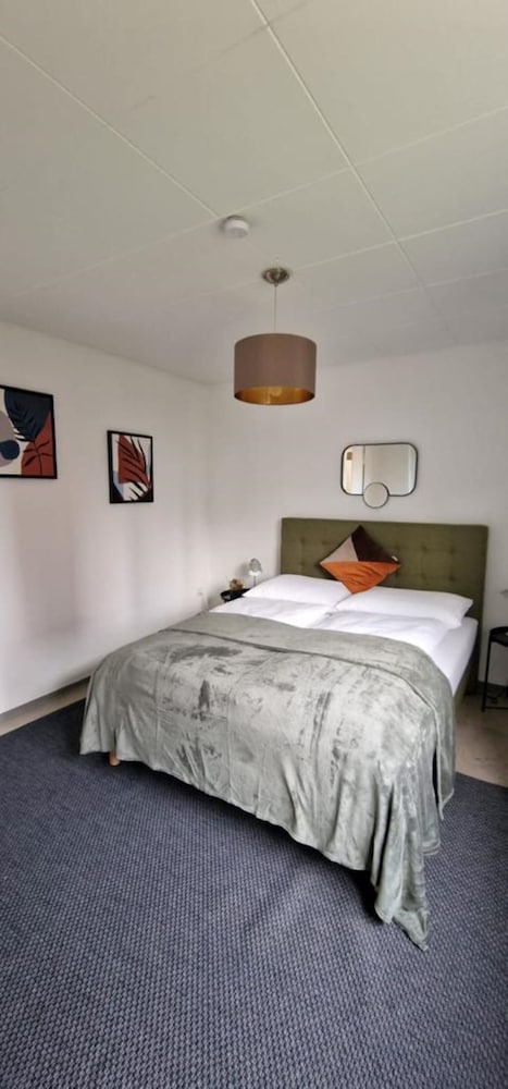 Фото K190 - 2bdr Apartment close to Zurich Airport