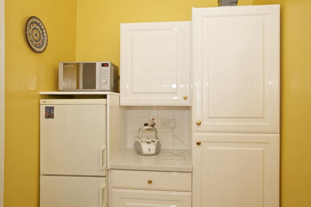 Фото A Place Like Home - Two Bedroom Apartment in Knightsbridge