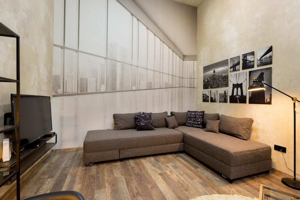 Фото Bright Warwick Chambers Apartment