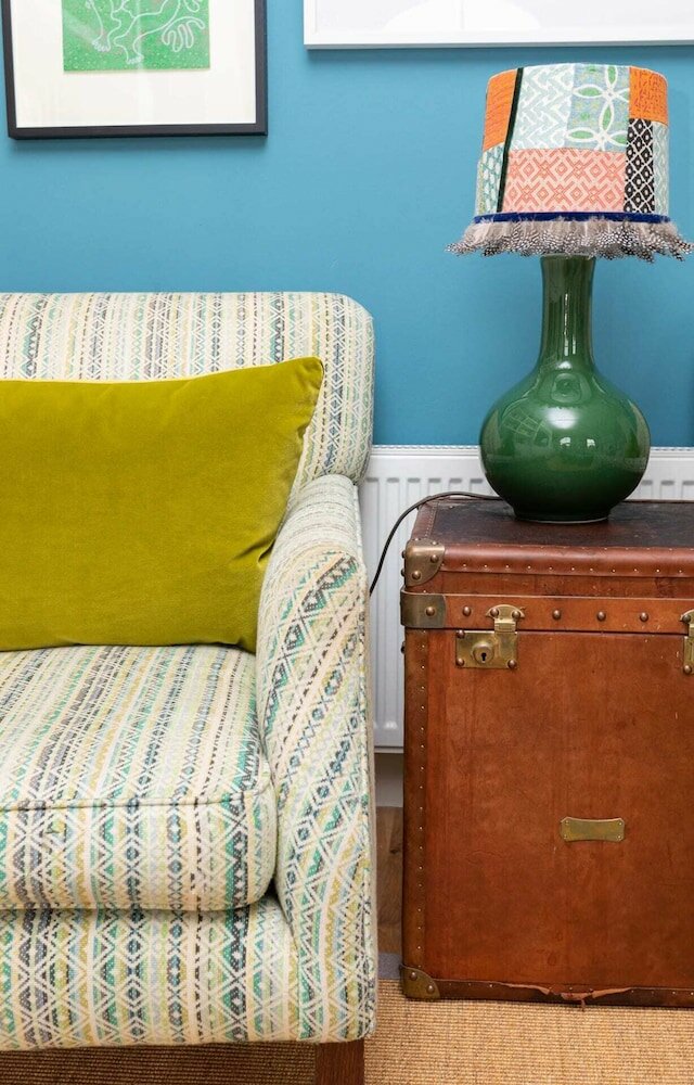 Фото Spacious 3 Bedroom in Notting Hill With Balcony