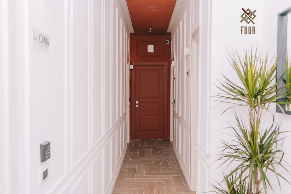 Фото Four - Acanfora Suites