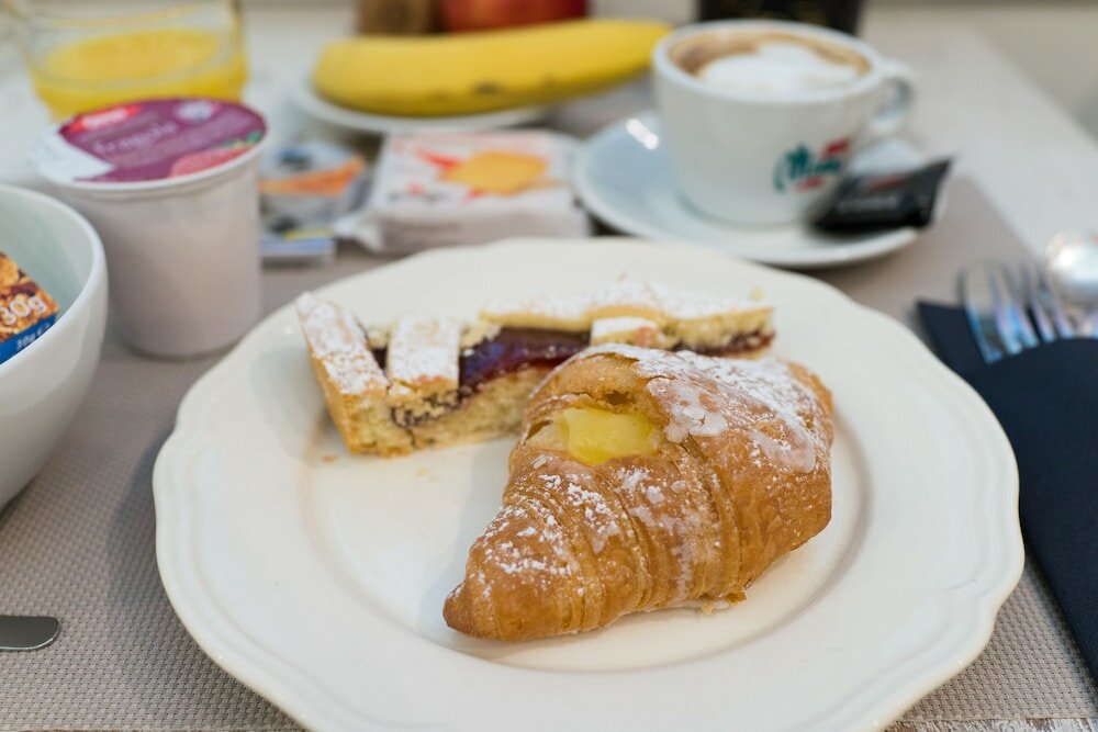 Фото Bramble Luxury Suites