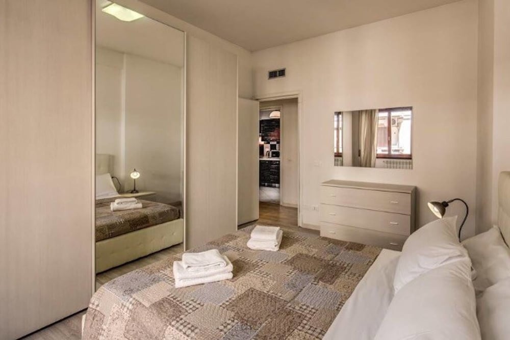 Фото Retro2 Vaticano-max 4 pax