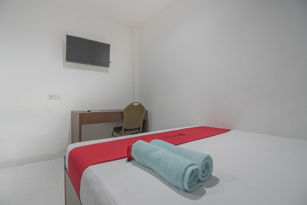 Фото RedDoorz near Living Plaza Balikpapan