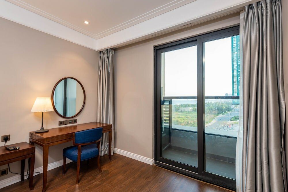 Фото Neo Classic Condo