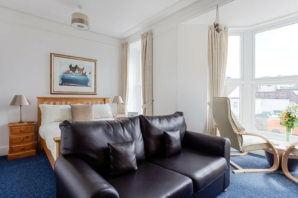 Фото The Olive Branch