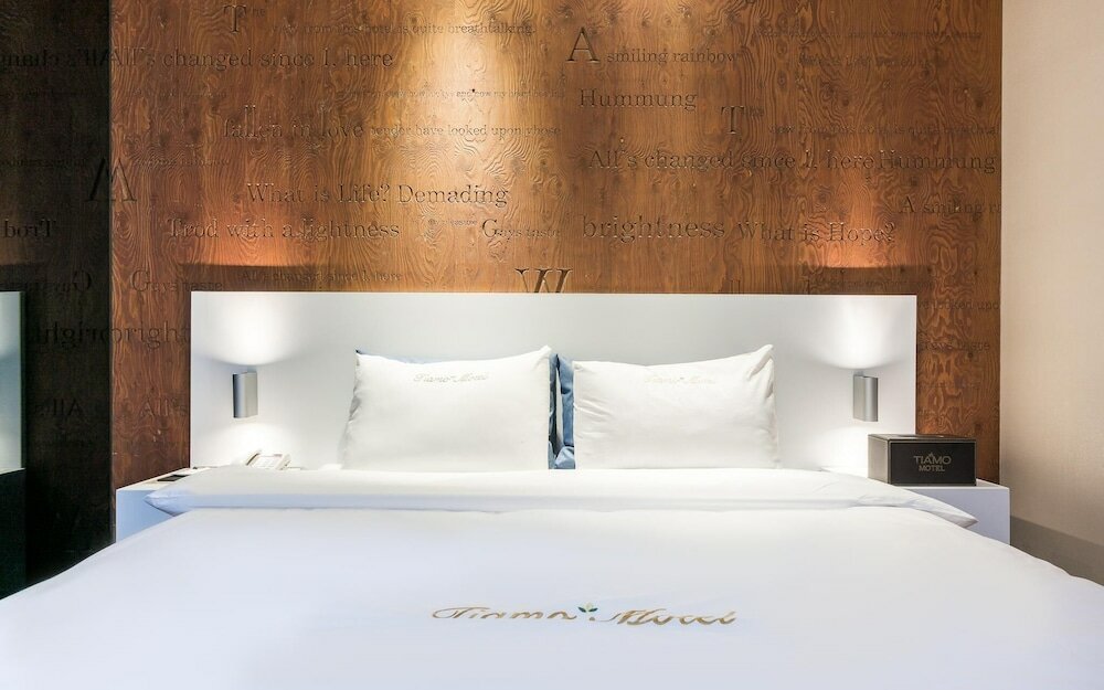Фото Tiamo Hotel Yeosu