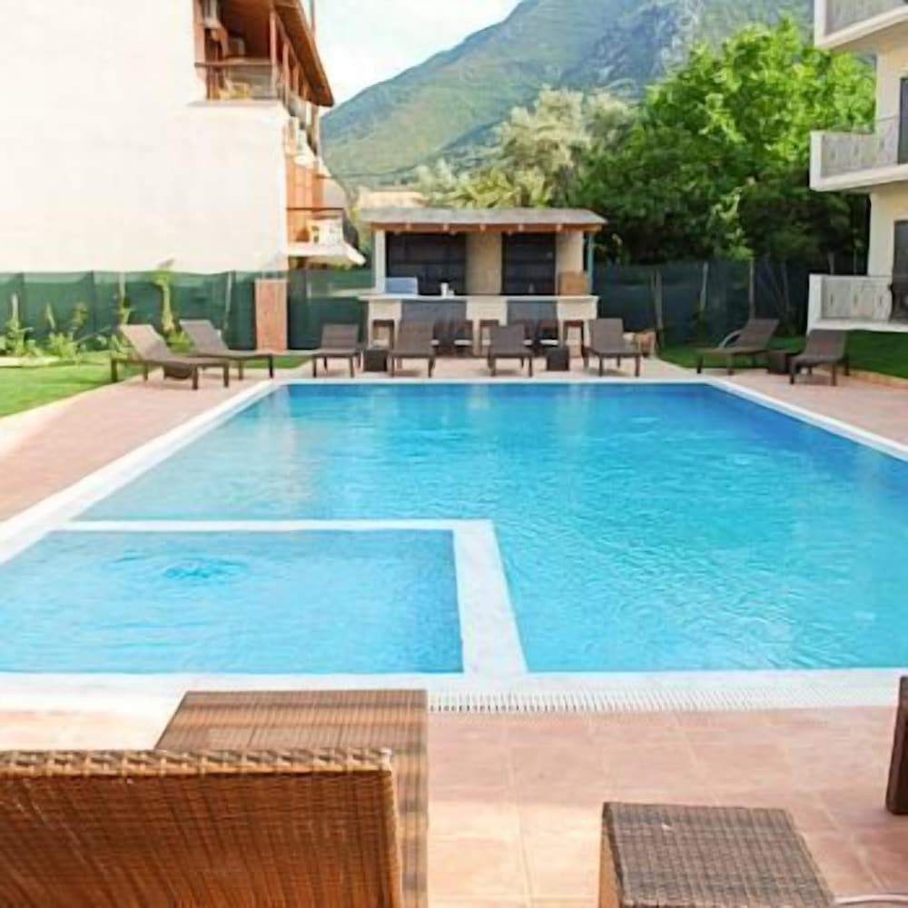 Фото Hotel Eleana