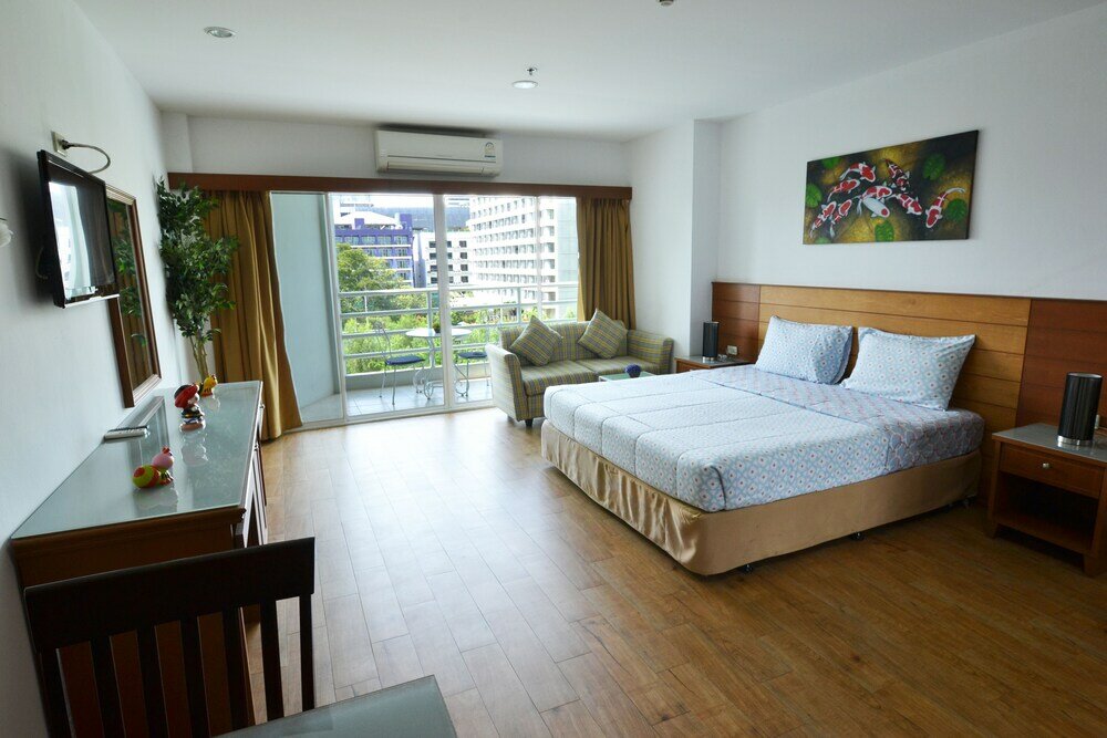 Фото Condo Express View Talay 6
