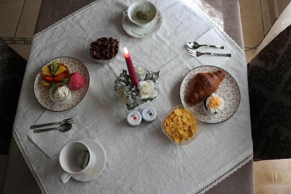 Фото Ohana Bed and Breakfast