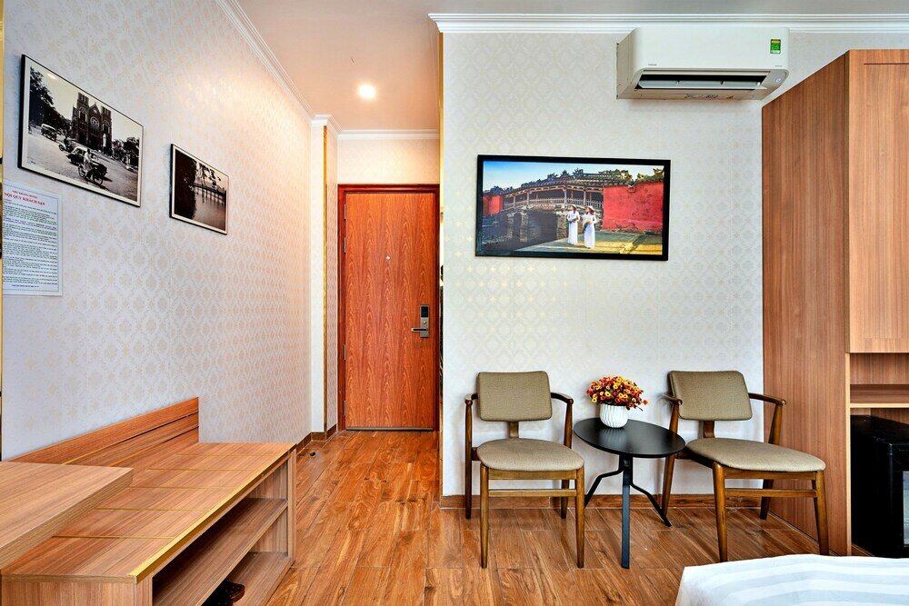 Фото Hanz Luna Hotel