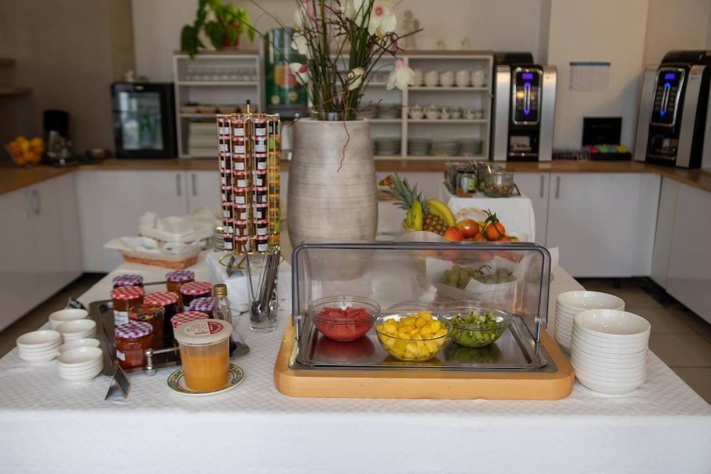 Фото Hotel Soleil & Jardin