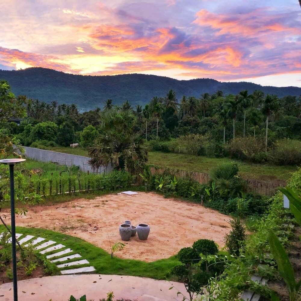 Фото Kampot Tropical Village