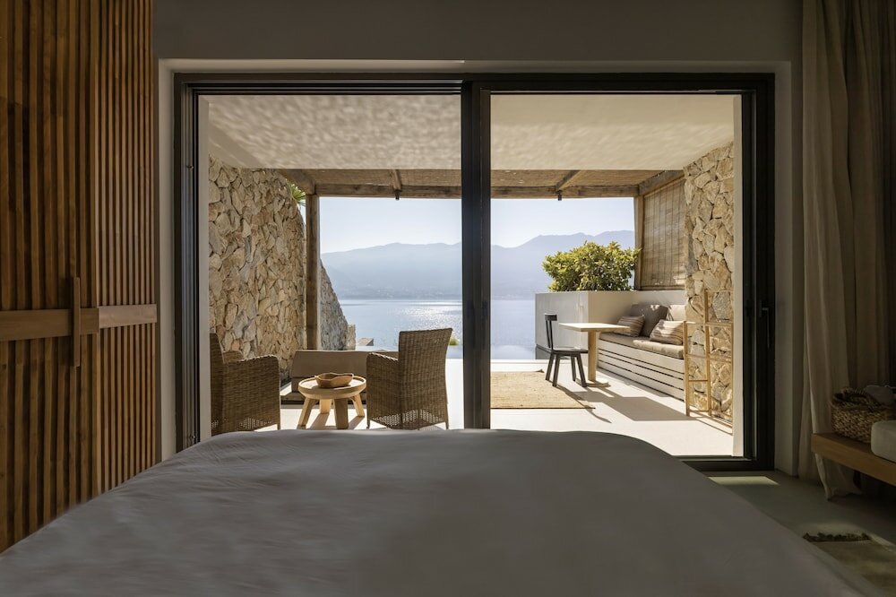 Фото Amethyst Selene Paleros