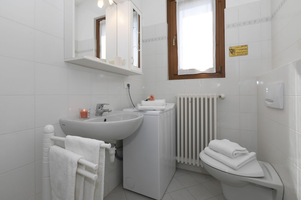 Фото Garibaldi Lake view 3