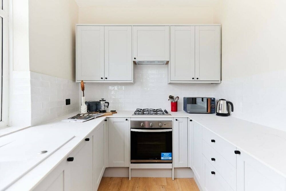 Фото The Wandsworth Gem - Astonishing 3bdr Flat