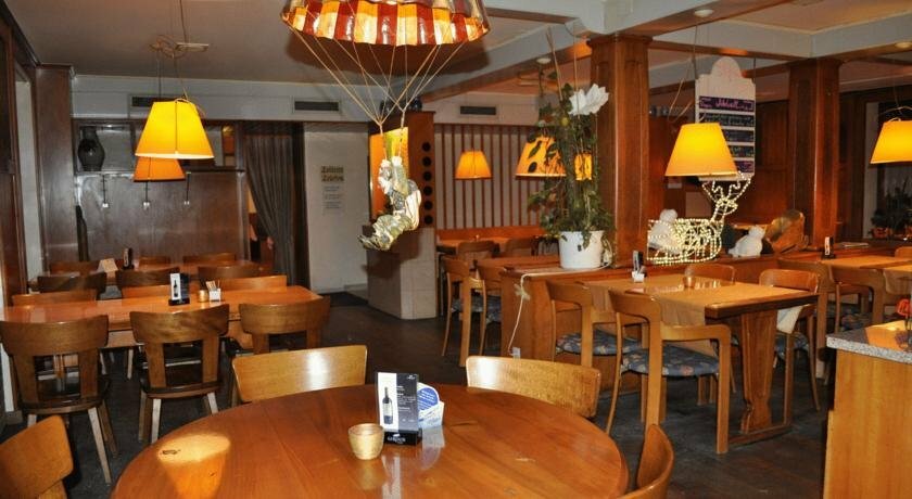 Фото Hotel Schweizerhof Wetzikon GmbH