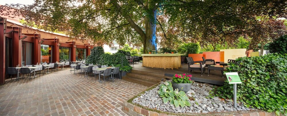 Фото Ramada by Wyndham Baden Hotel du Parc