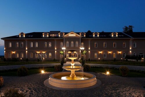 Внешний вид отеля Bononia Estate Winery & Resort в Кошаве, фото 1