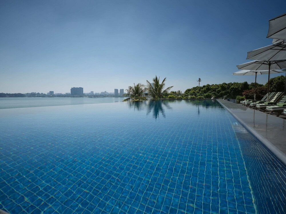 Фото Elegant Mansion 88